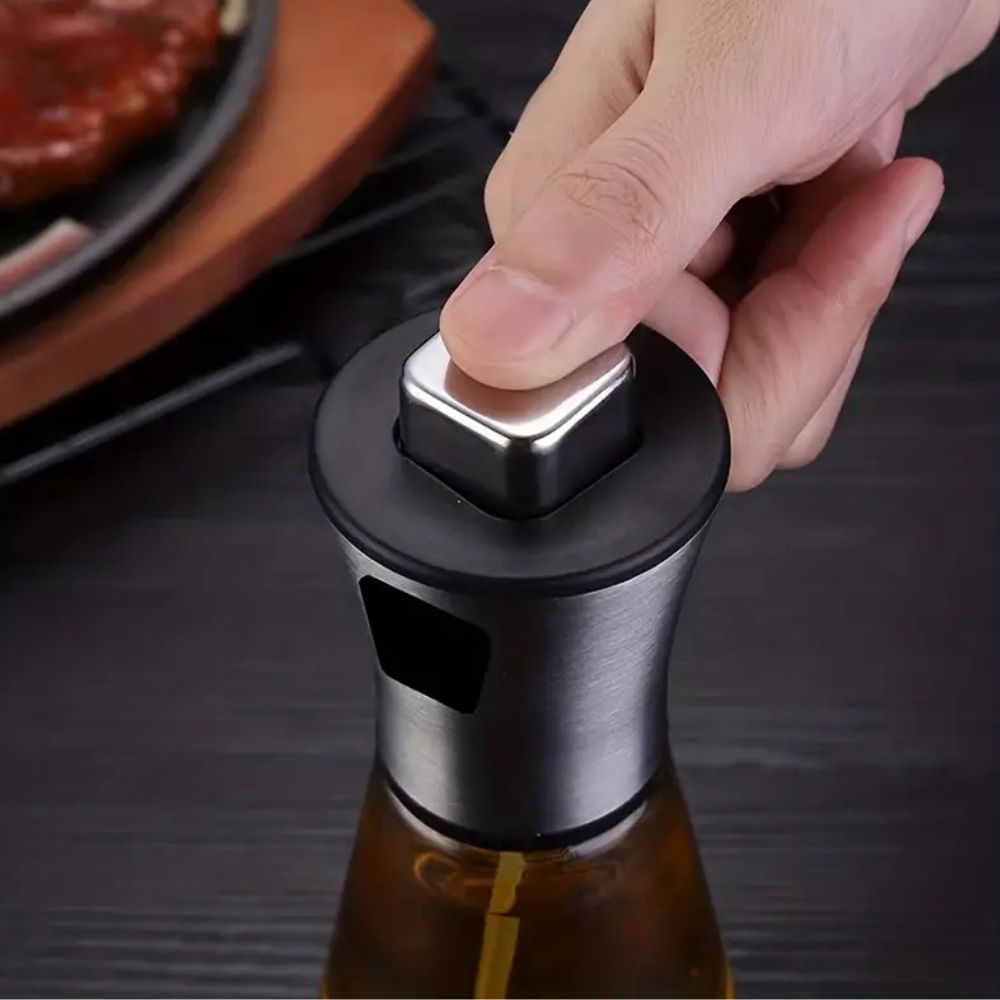 Crystal Oil Spray Bottle With Stainless Steel Pump