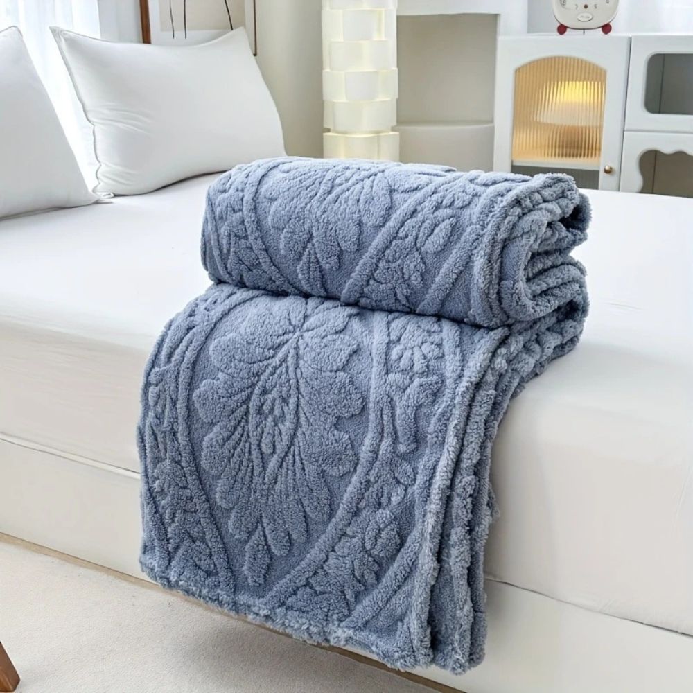 Geometric Jacquard Fleece Throw Blanket