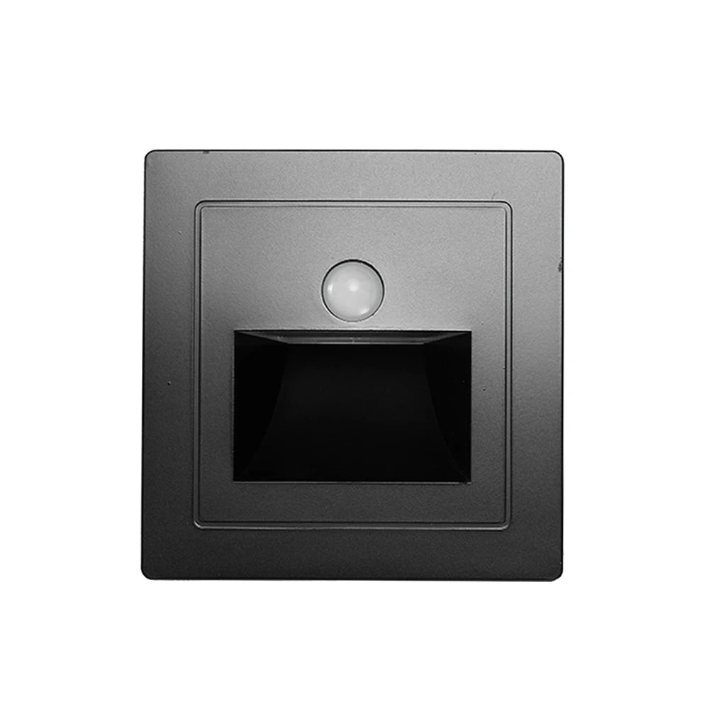 Vesta Motion Step Light, Black with Sensor A
