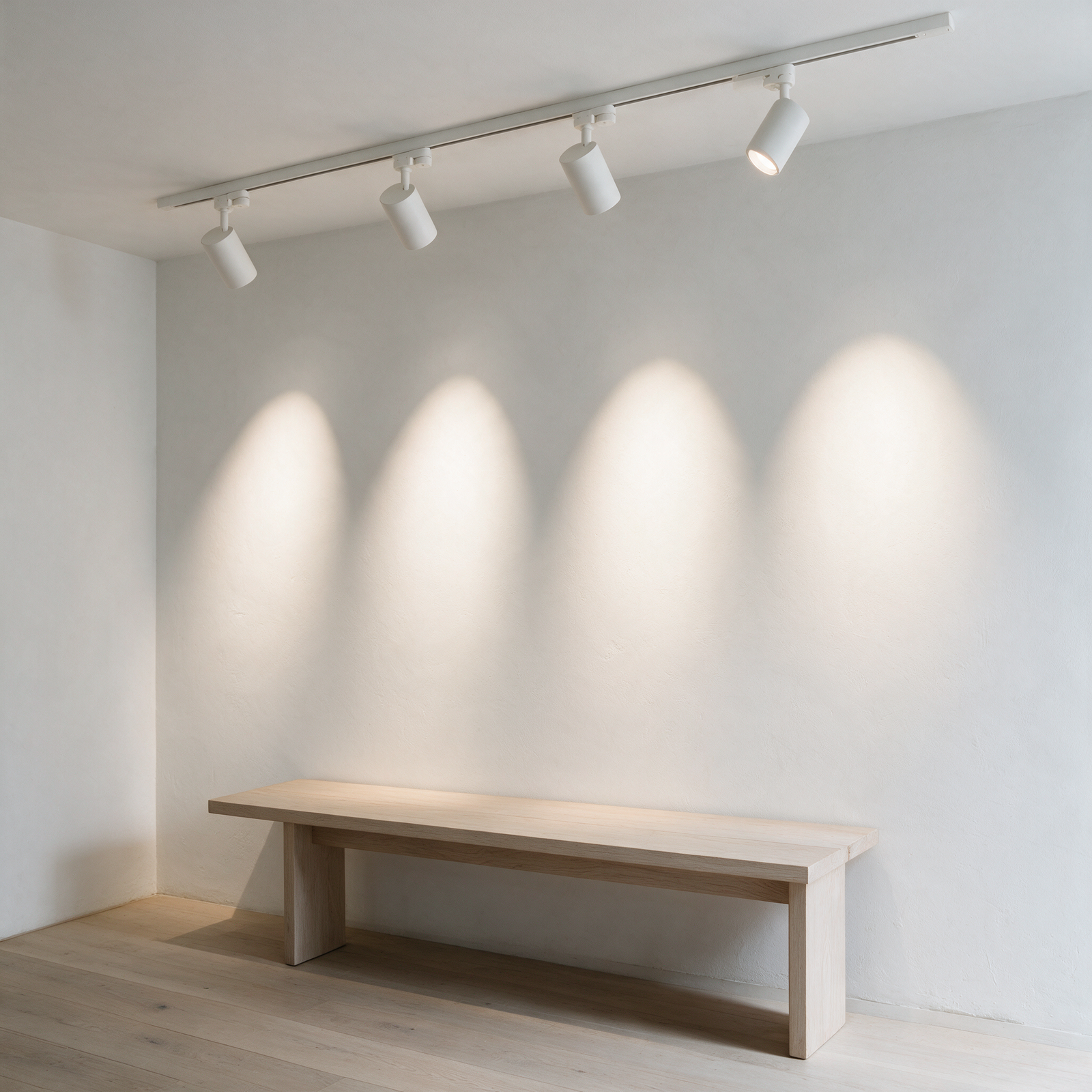 Vantre Track Light Black
