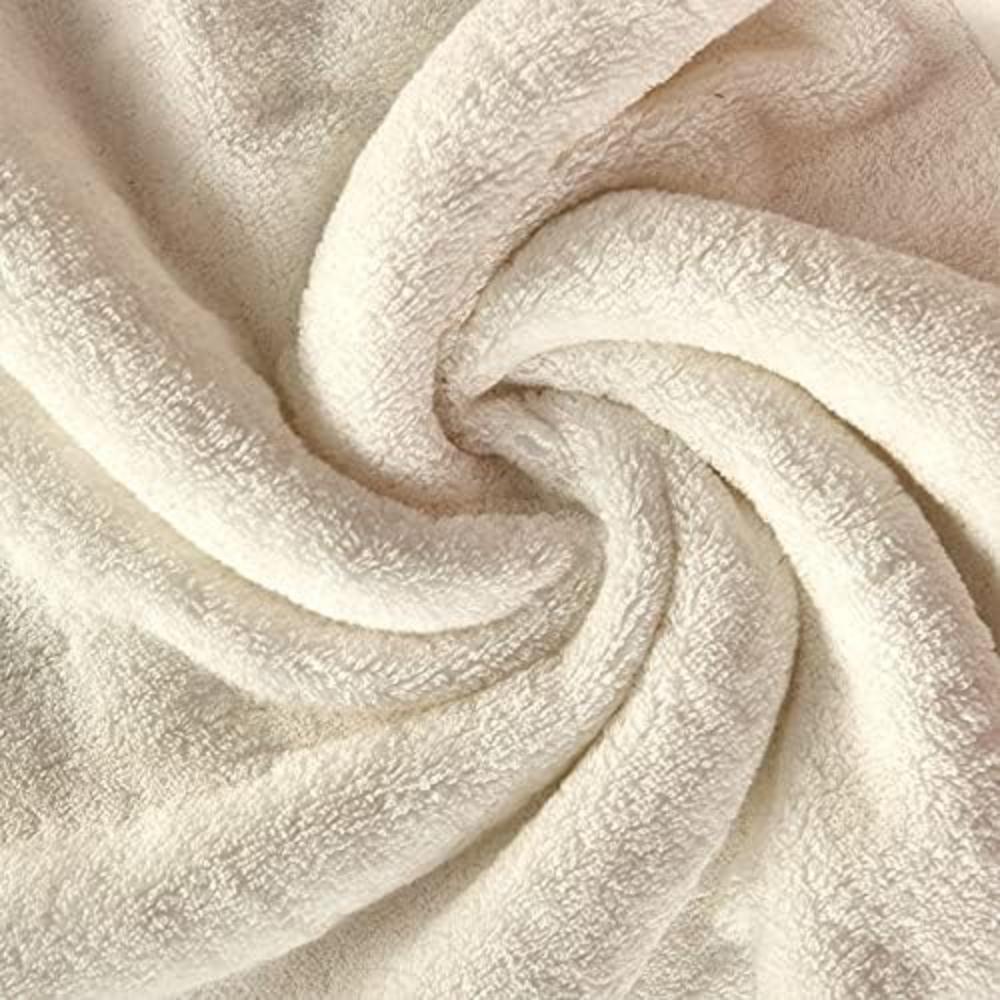Cloud Comfort cotton towel set detail view