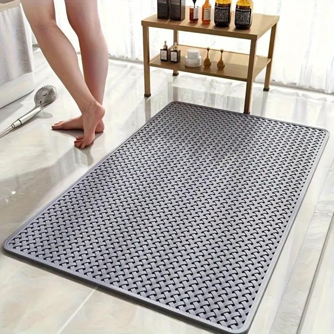 GripMaster non slip bathtub mat detail view 6