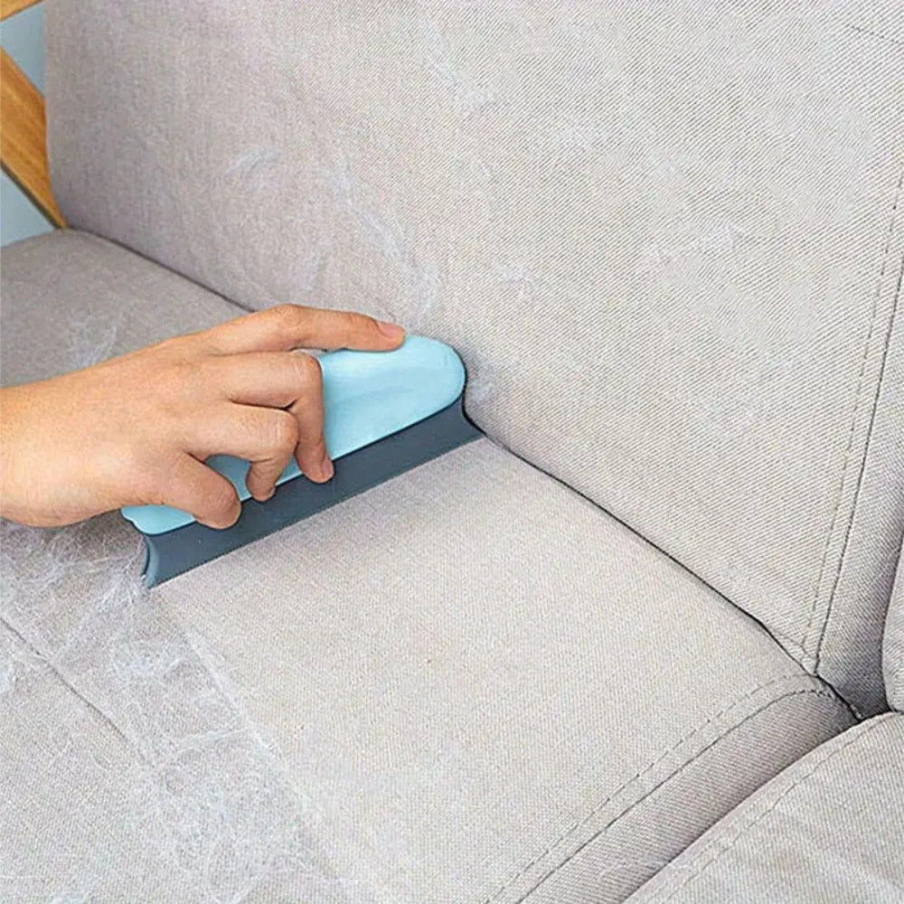 Pet hair remover tool detail view