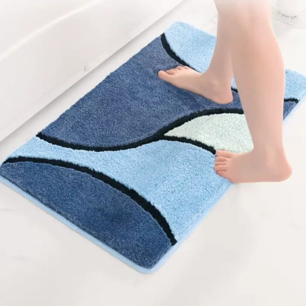 Plush bathroom mat detail view