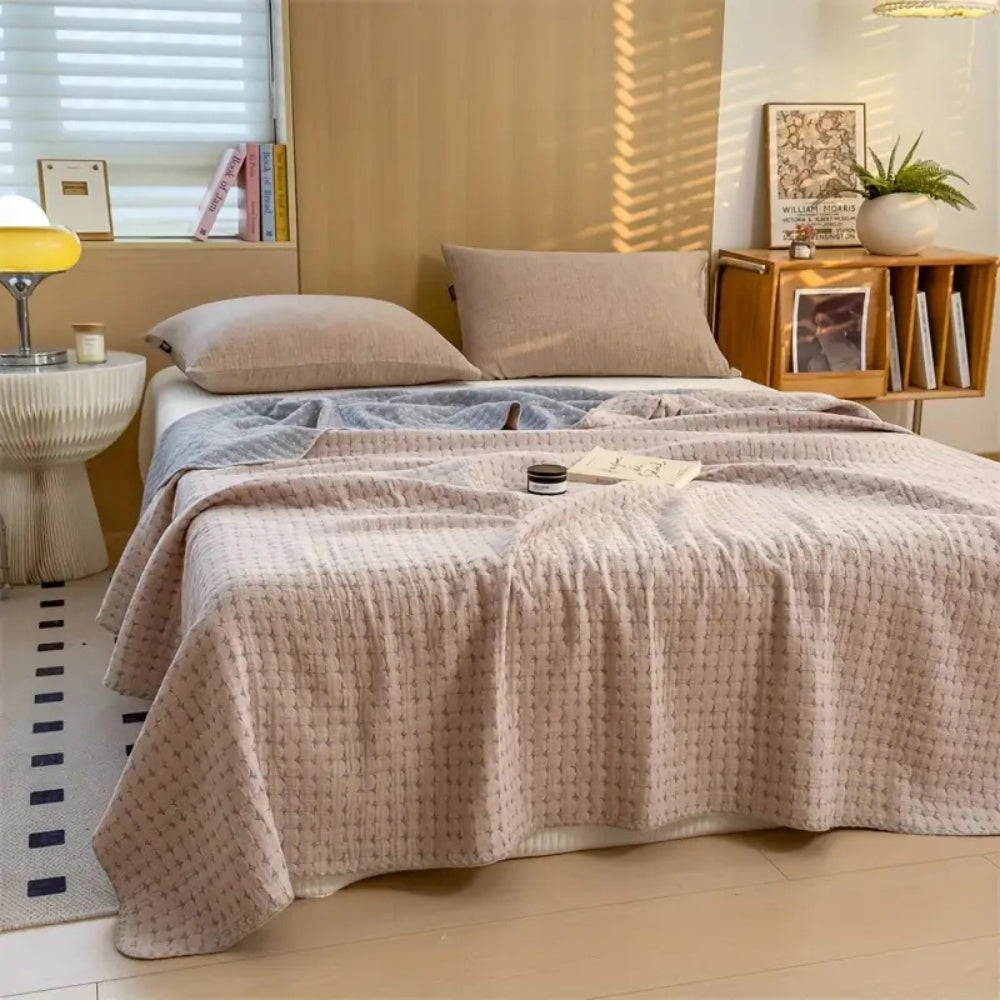 Matelasse seersucker cotton blanket product view