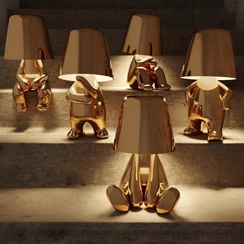 Thinker sculpture table lamp close up view