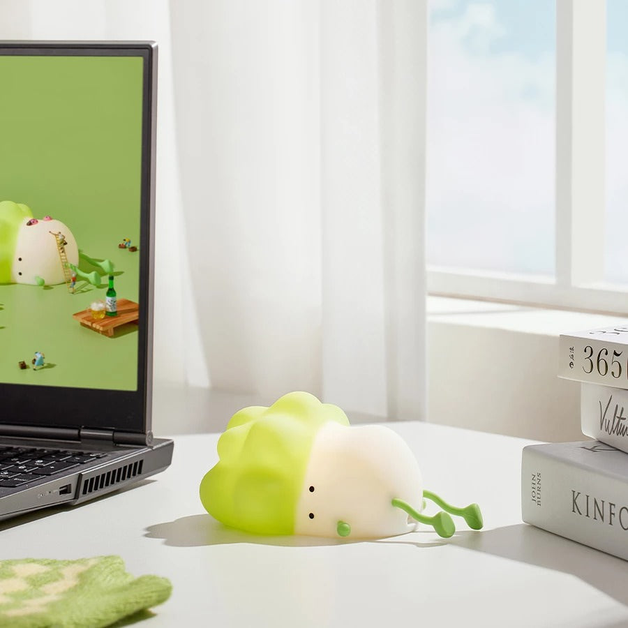 Thea Tired Broccoli Silicone Night Light