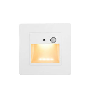 Vesta Motion Step Light, White with Sensor B, lit